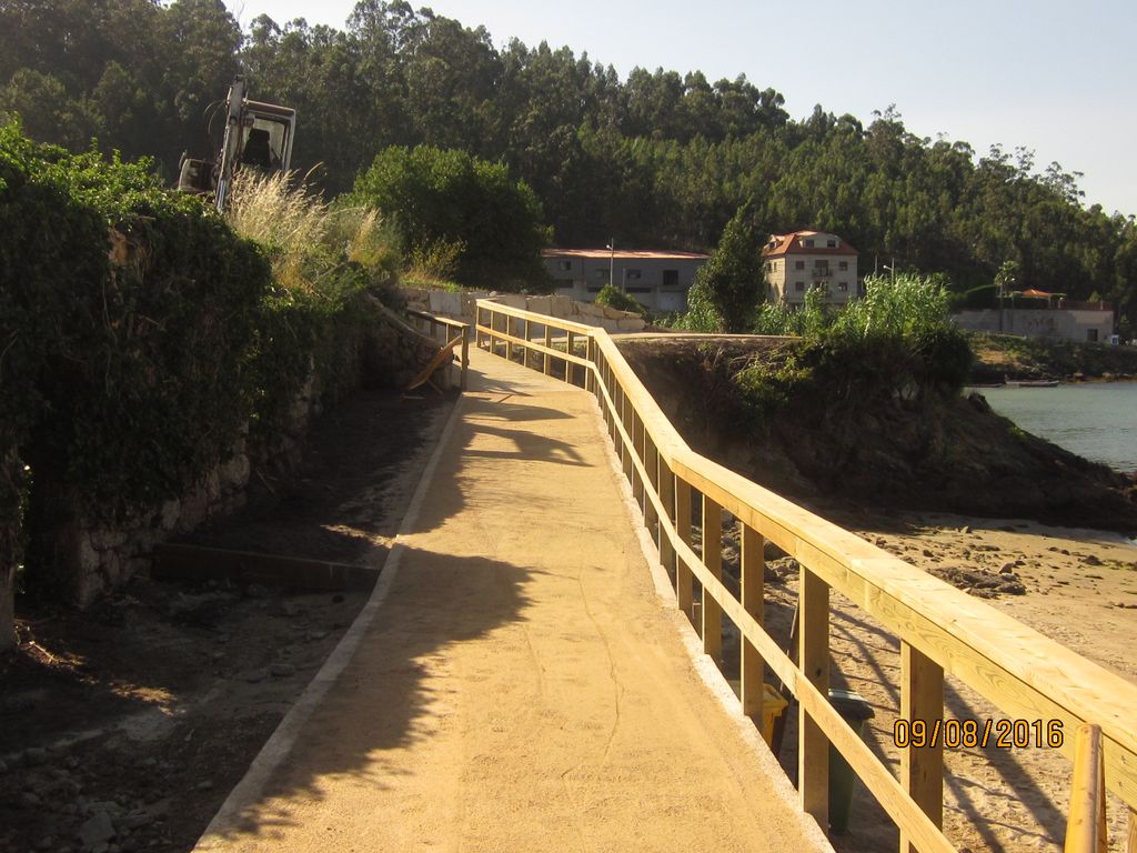 Senda litoral entre el puerto de Campelo y La Seca (T.M. Poio)
