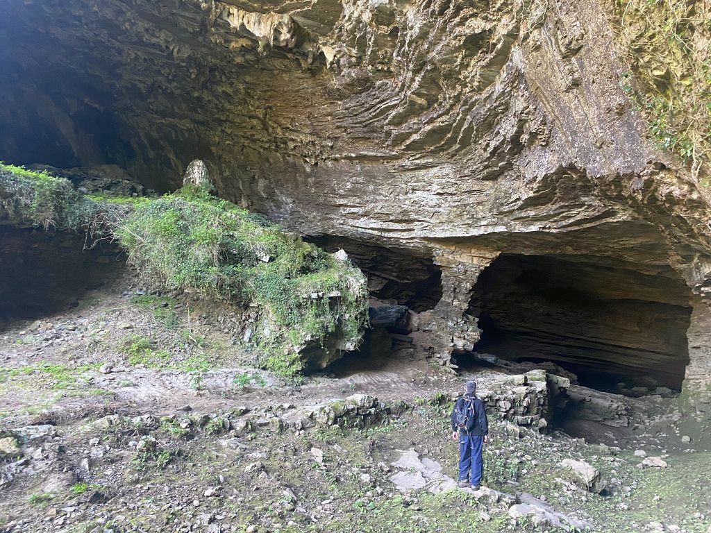 Cueva del Caldueñín. Autor: (TTEC, abril2022)