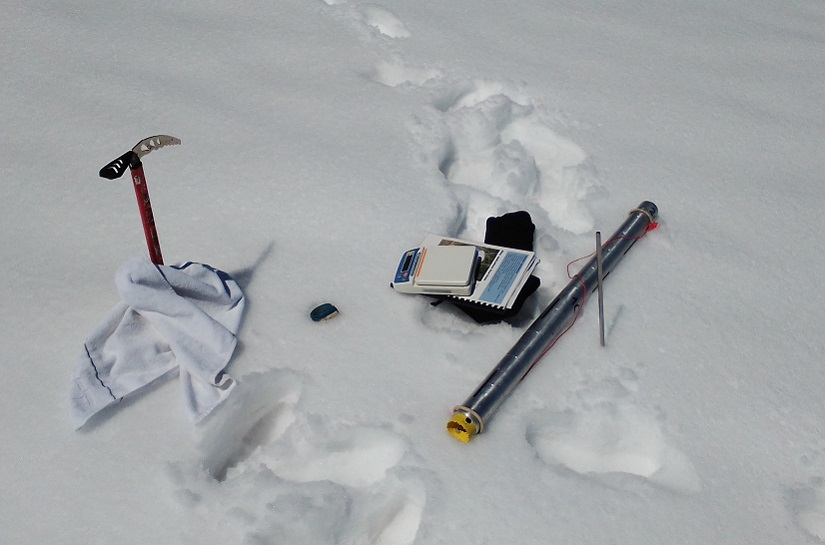 Equipo de medición de densidad y espesor de nieve tipo snow tube