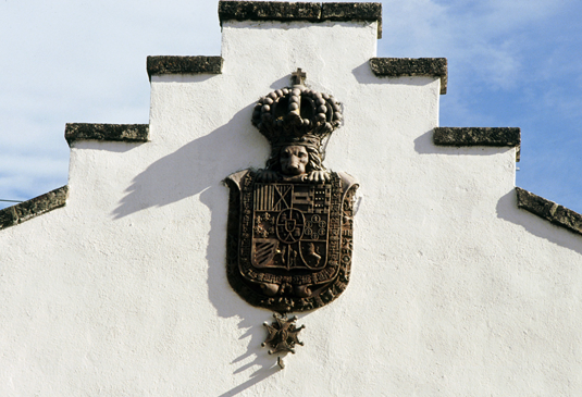 Escudo del Real Aserrío de Valsaín