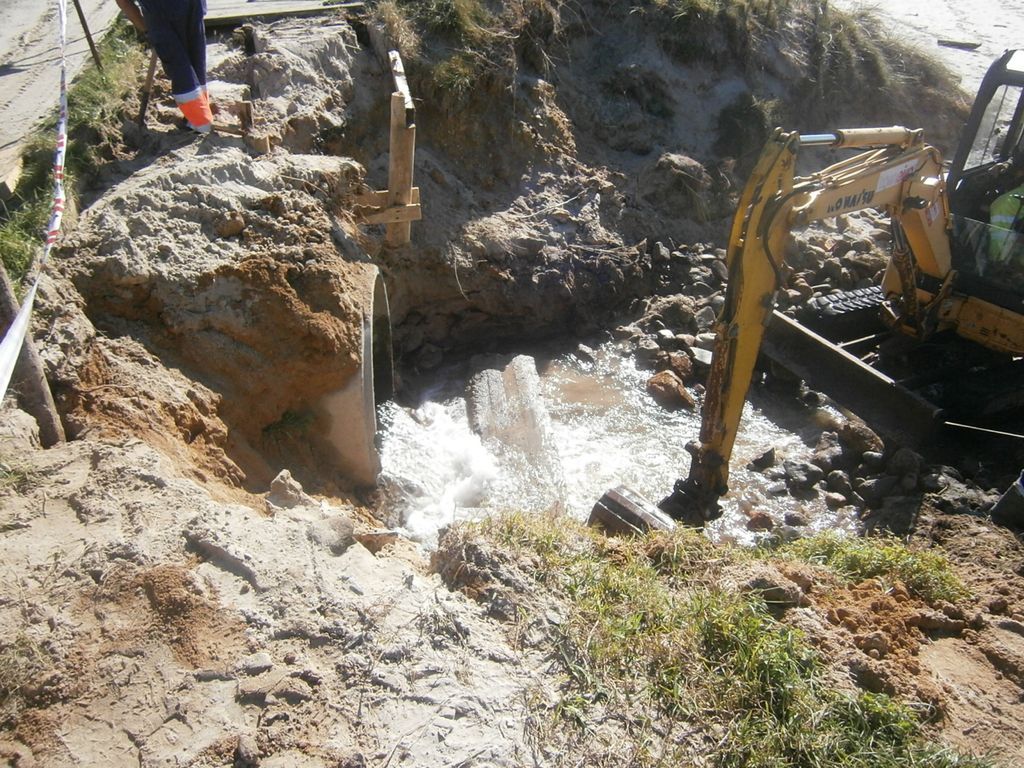 Mantenimiento y conservación IV. Trabajos en playa de Nemiña (Muxia) (Durante las obras)