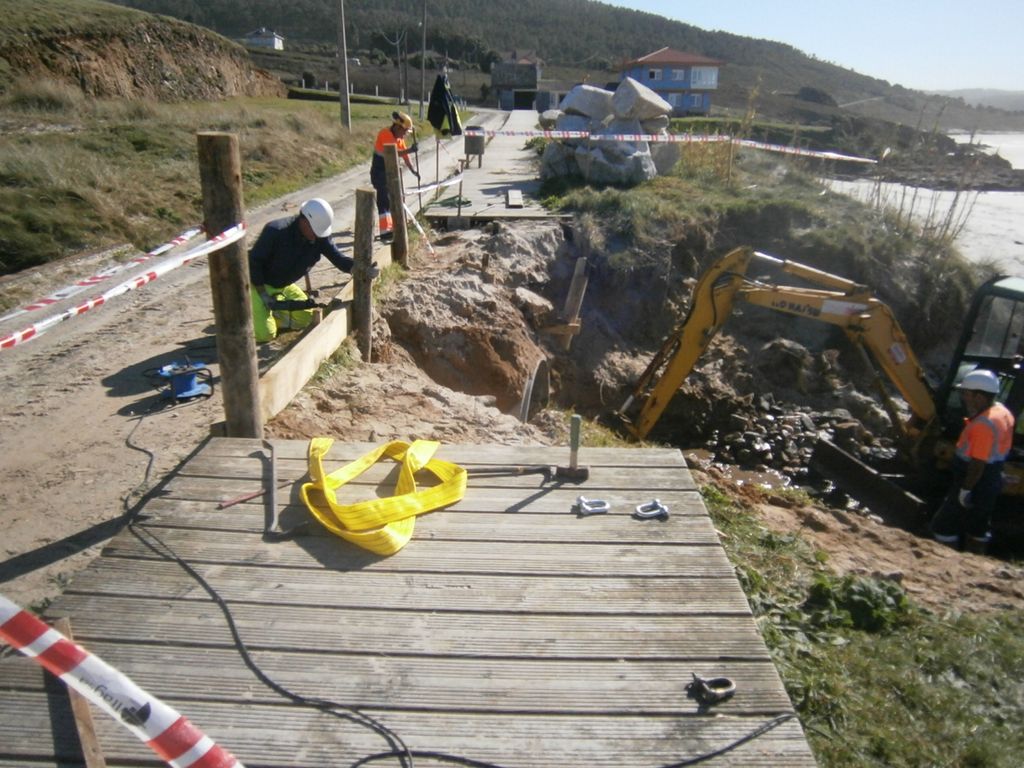 Mantenimiento y conservación IV. Trabajos en playa de Nemiña (Muxia) (Durante las obras)