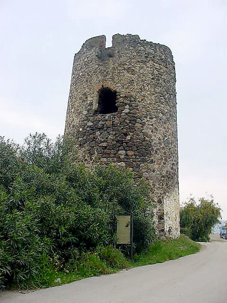 Torre del Saladillo (Estepona) (Antes de las obras)