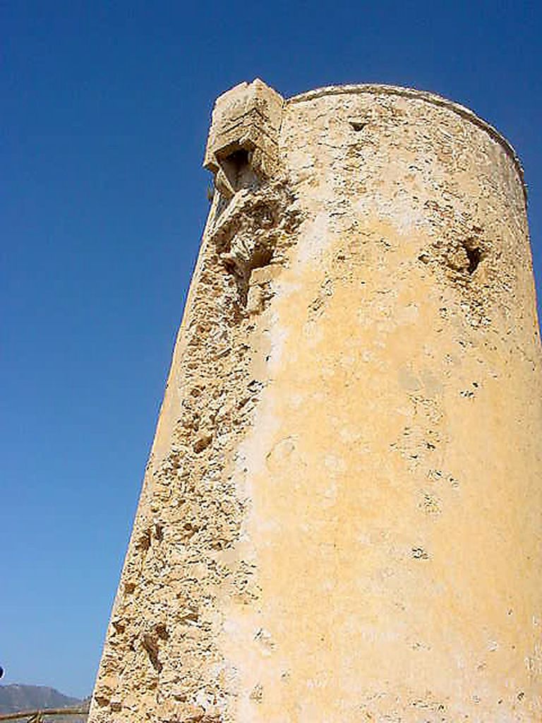 Torre de Maro (Nerja) (Antes de las obras)
