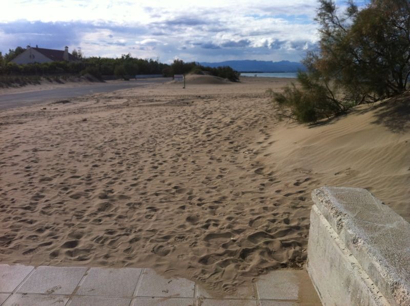 Reperfilado de la playa de Riomar (TM Deltebre. Antes de las obras) 