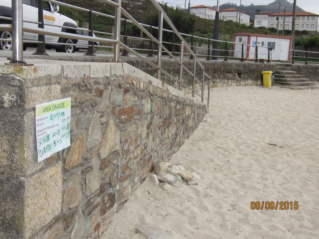 Rehabilitación de rampa en la playa de Area Grande (T.M. de A Guarda) . Antes de las obras