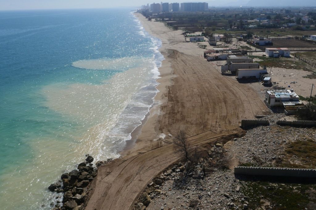 Playa del Brosquil. Después de las obras