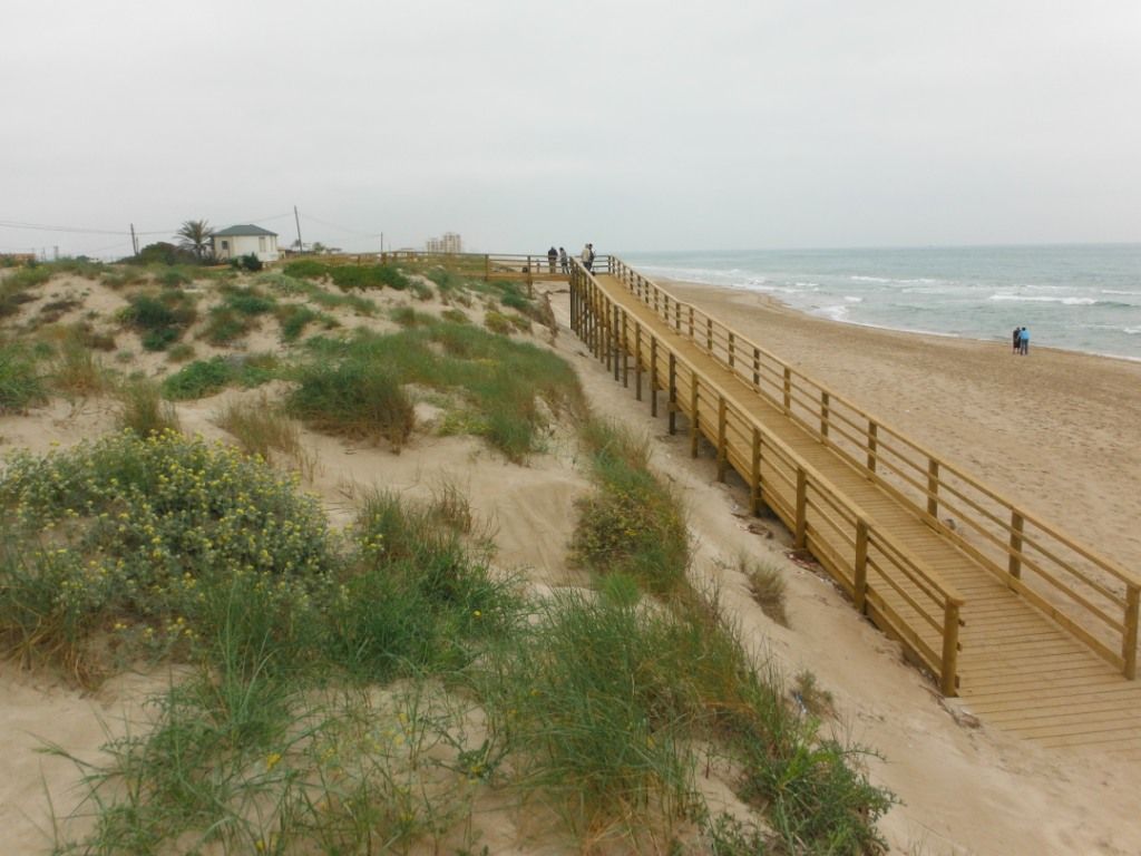 Playa de El Dossel (Cullera). Después de las obras