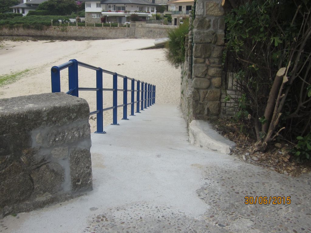 Rehabilitación de escaleras de acceso a las playas de Toralla y demolición de caseta (T.M. de Vigo). Después de las obras