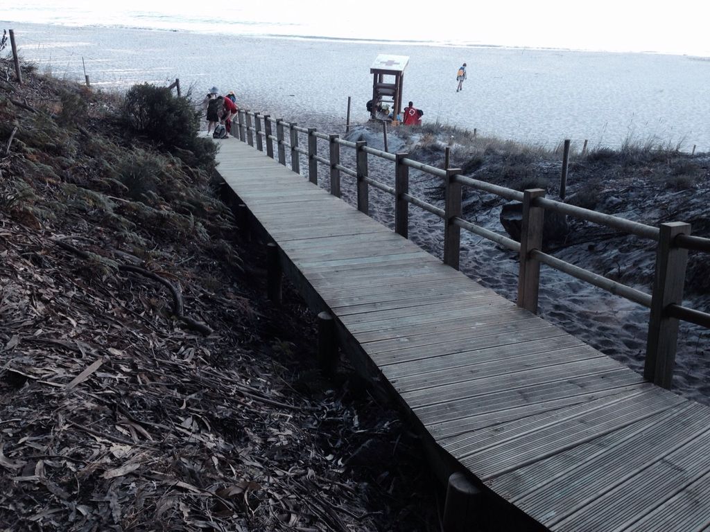 Rampa de acceso a la playa de Filgueira en Cies (T.M. de Vigo). Después de las obras