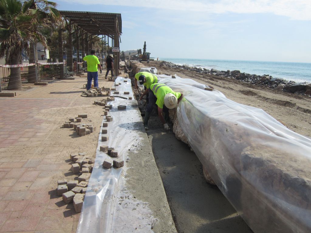 Mantenimiento y conservación de la costa de Castellón (Almenara) - Durante de las obras