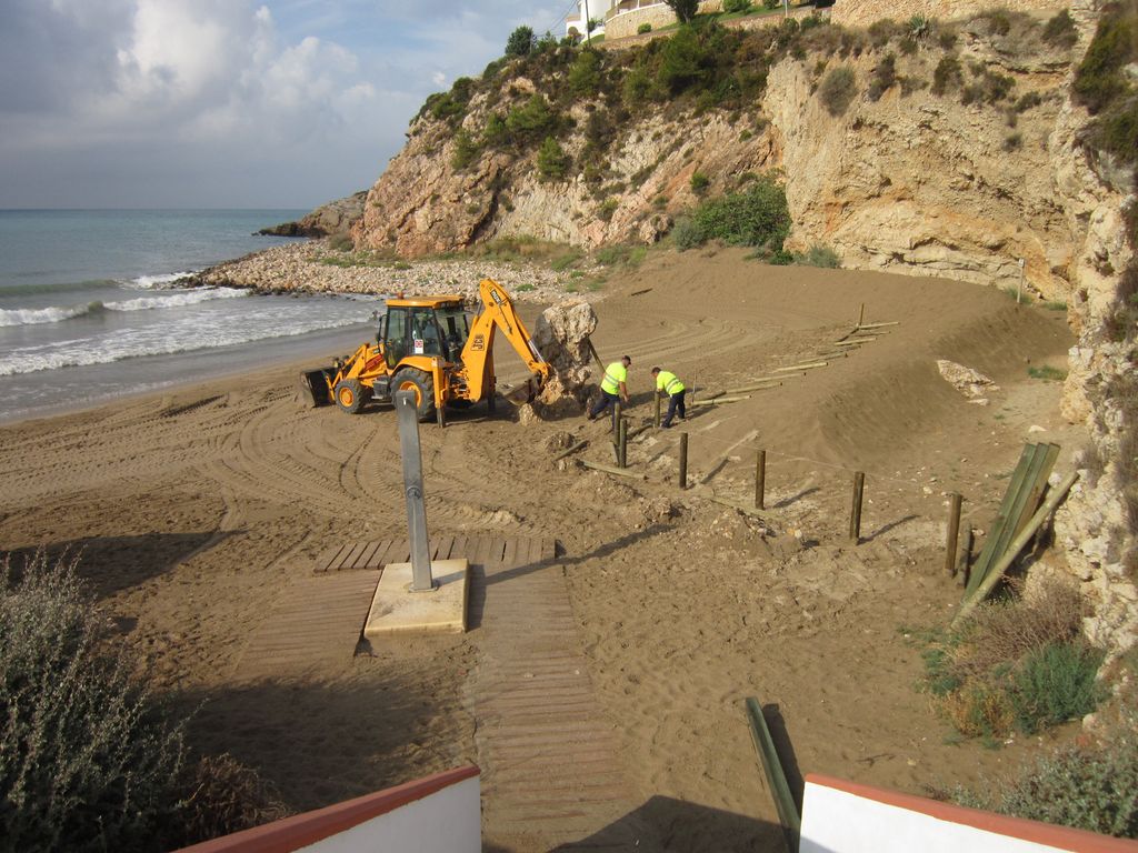 Mantenimiento y conservación de la costa de Castellón (Peñíscola) - Durante de las obras