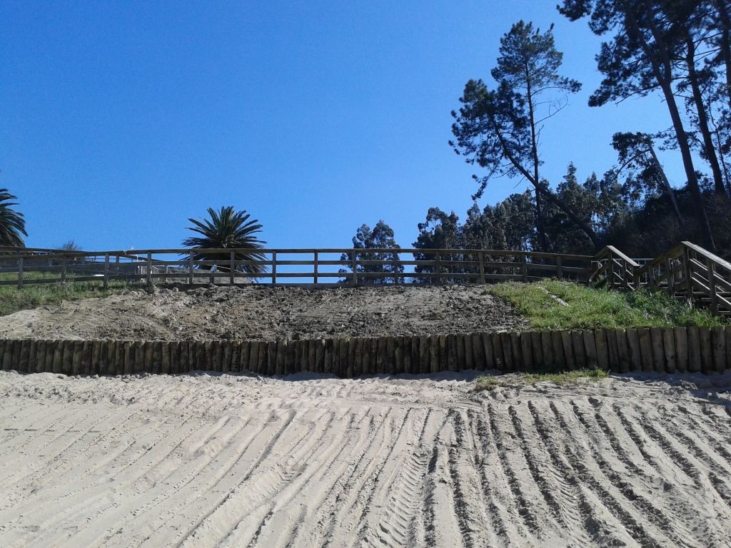 Reparaciones varias Playa Ver en Pontedeume (Después de las obras)