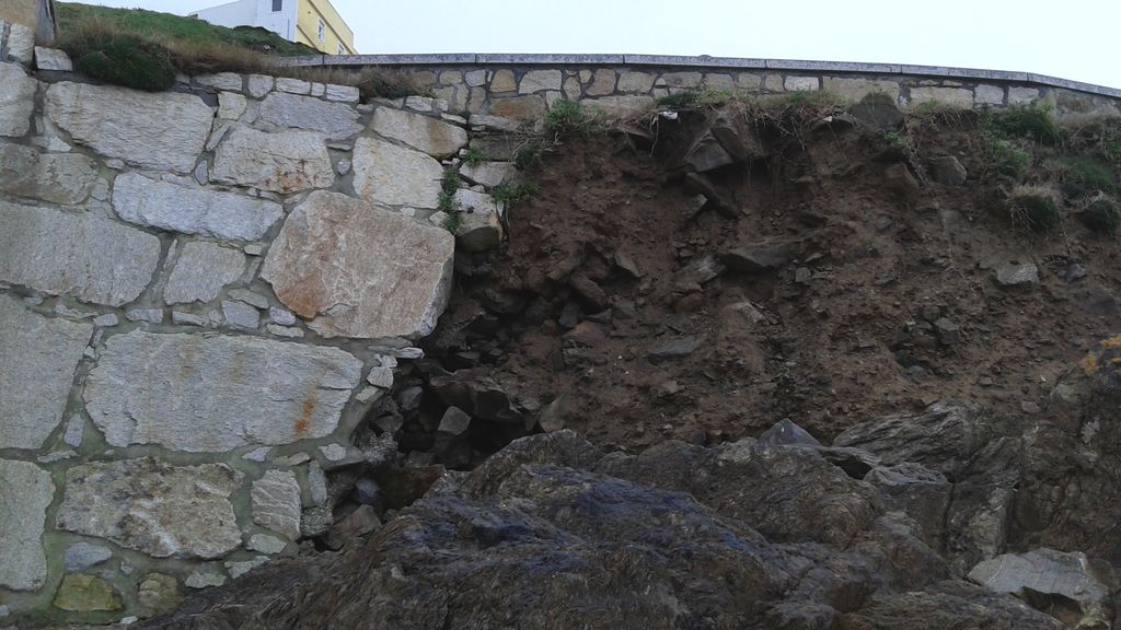 Protección y estabilización del talud en el paseo de Malpica (T.M. de Malpica). Antes de las obras