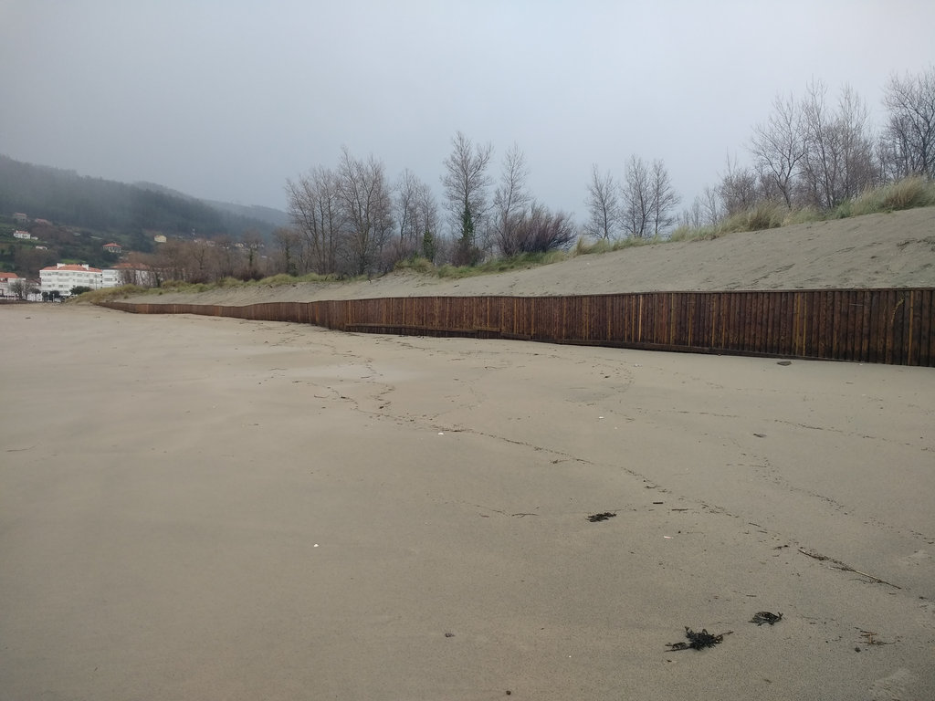 Mantenimiento y conservación V. Cedeira. Playa de la Magdalena - Mejora para la protección del DPMT (Después de las obras)
