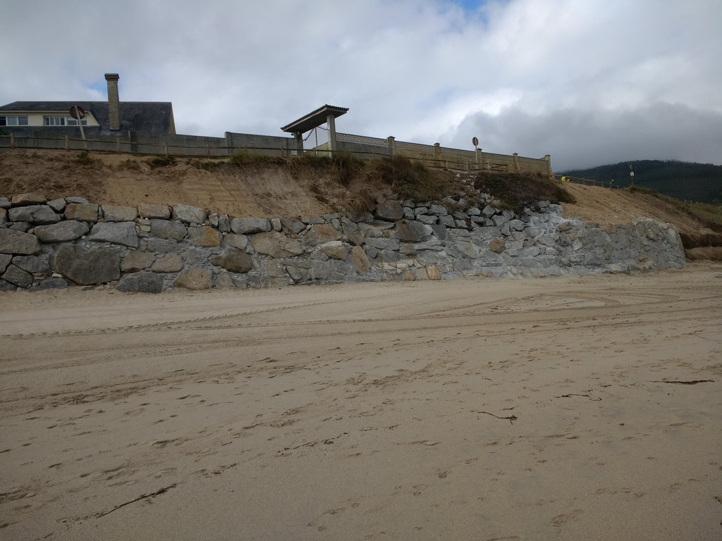 Mantenimiento y conservación V. Carballo. Playa de Razo - Mejora para la protección del DPMT (Después de las obras)