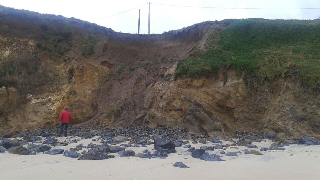 Acondicionamiento de taludes de la playa de O Vilar (T.M.  de Ferrol). Antes de las obras