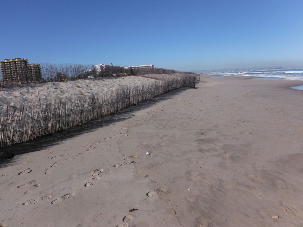 Playa de la Garrofera. Después de las obras 