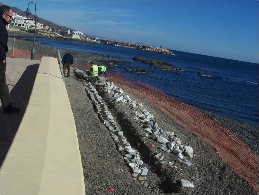 Reparación de daños producidos por el temporal del diciembre de 2014 en la costa mediterránea. Villaricos. T.M. Cuevas de Almanzora (Durante las obras)