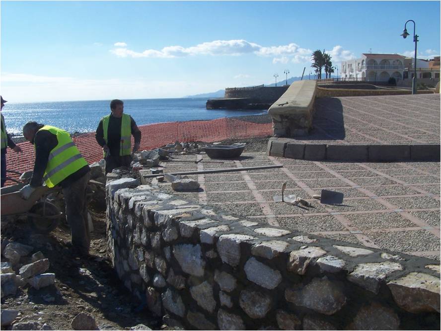 Reparación de daños producidos por el temporal del diciembre de 2014 en la costa mediterránea. Villaricos. T.M. Cuevas de Almanzora (Durante las obras)