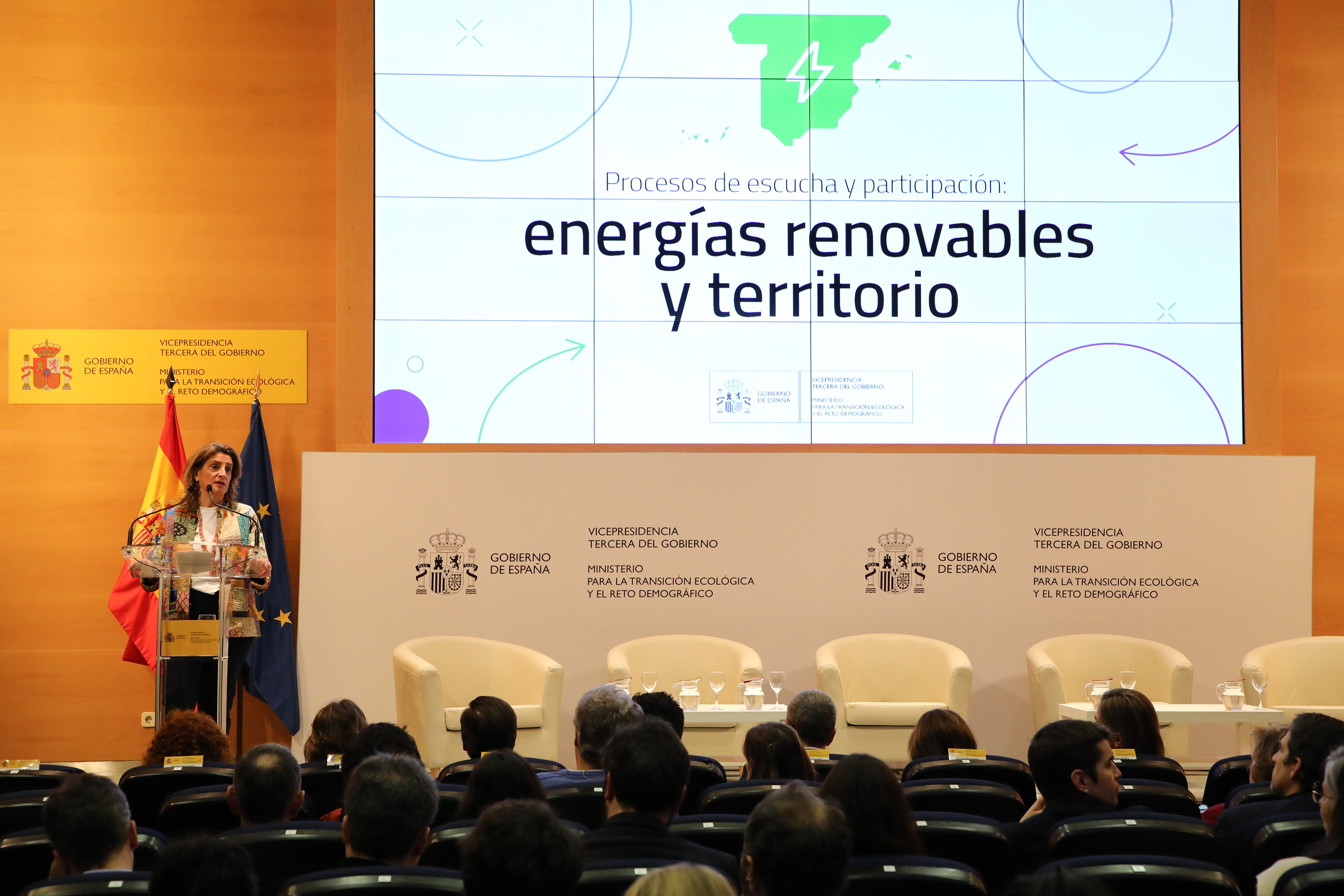 Teresa Ribera en las jornadas de energías renovables y territorio