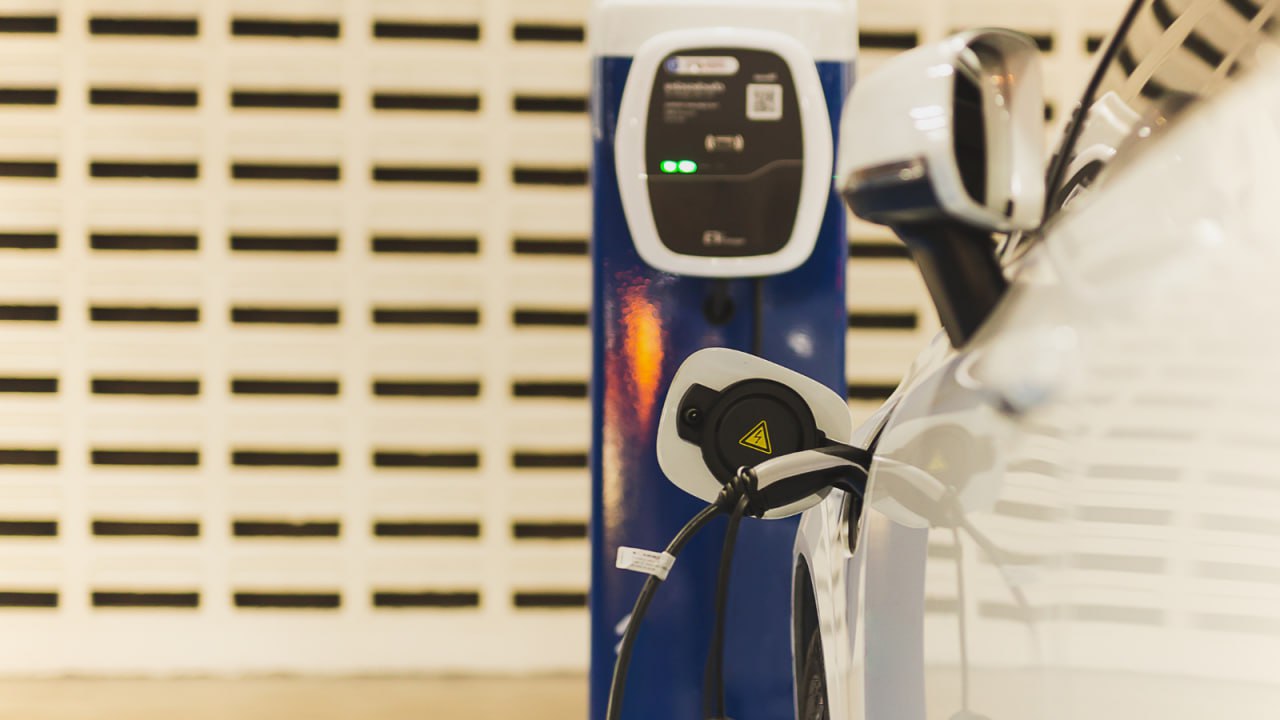 Imagen del artículo El MITECO lanza los programas MOVES Corredores y MOVES Flotas Plus, con 200 millones para la electrificación de la movilidad