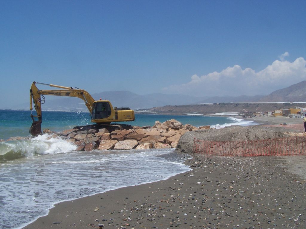 Plan Litoral 2015. Daños en la Costa que afectan a la playa de Balanegra (Berja) (también afectados los TT.MM. de Adra y El Ejido)