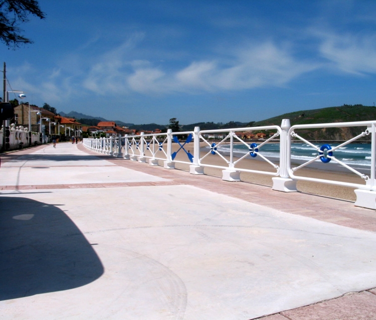 Paseo marítimo de la playa de Ribadesella