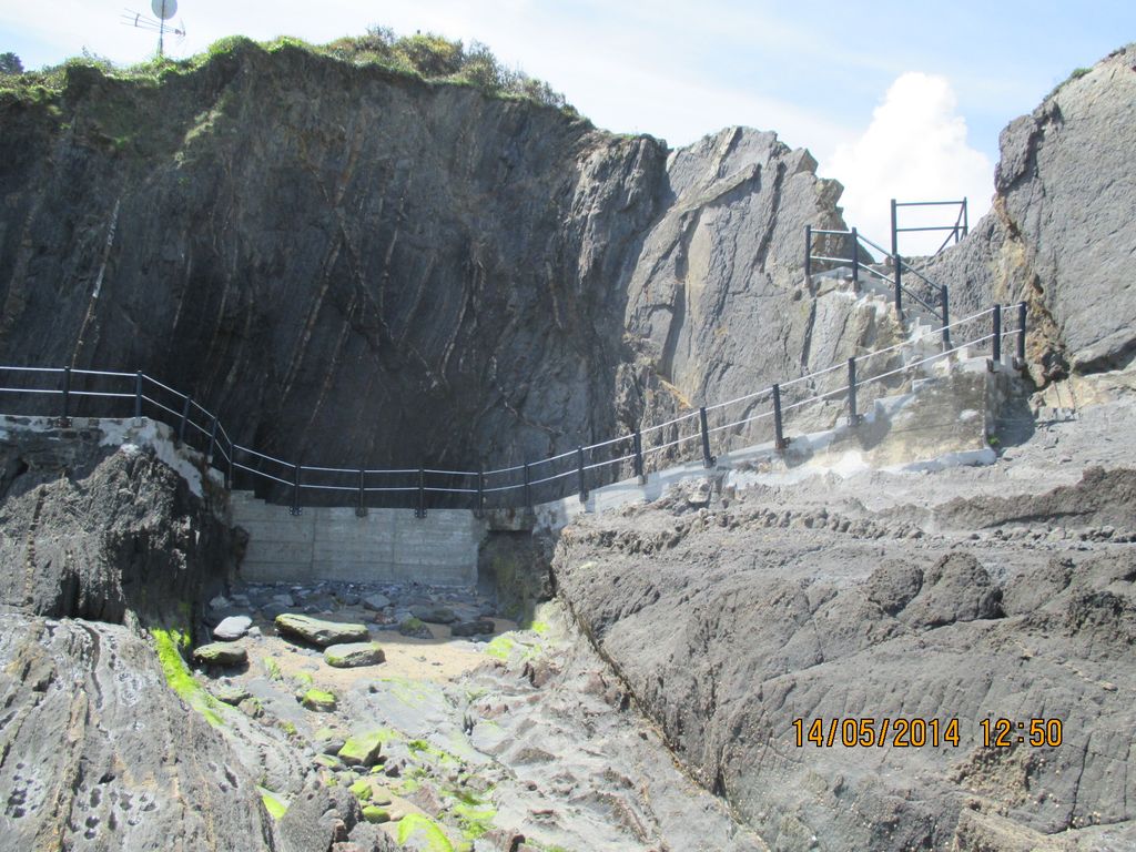 Acceso a Siete Playas en Mutriku