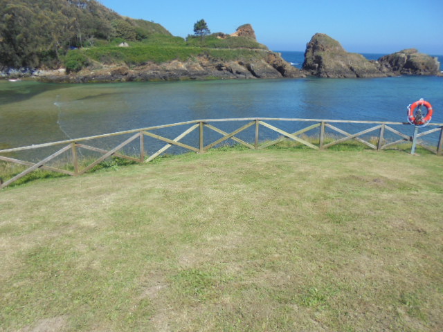 Playa de Porcía. Reparación de barandilla.