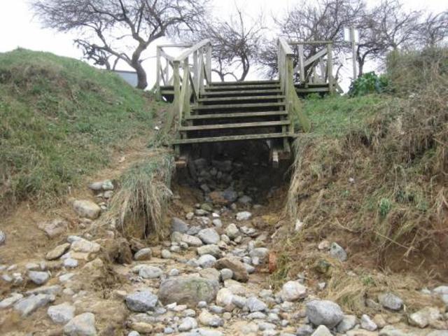 Berria. Reparación de rampas y escaleras accesos a playa