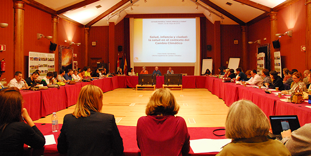 Participantes en el VIII Seminario Movilidad e Infancia