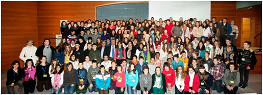 Foto de grupo de los asistententes a la Conferencia Internacional de Jóvenes - Cuidemos el Planeta (Confint)