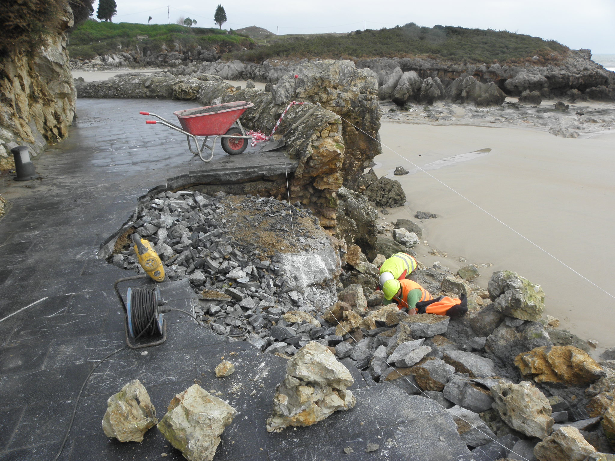 Obras en la playa de la Palombina