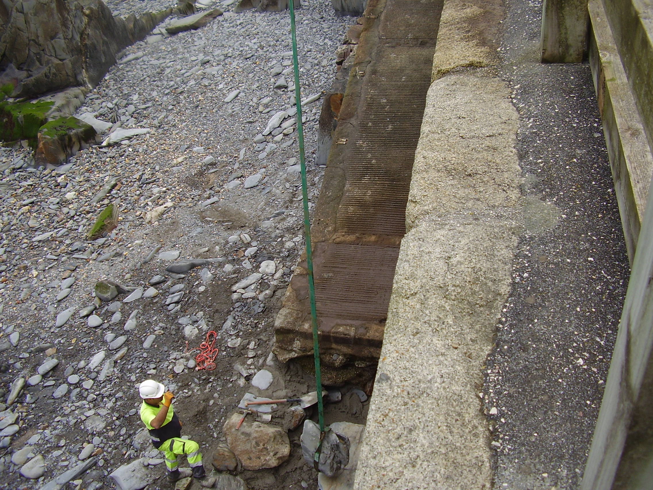 Cimentación de acceso