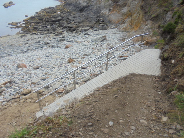 Playa de Moinellos. Reposición de los accesos.
