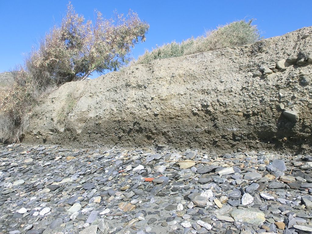 Conservación y mantenimiento del litoral de Granada (2015). Casarones