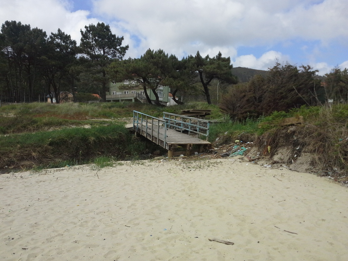 Avería en los accesos a la playa de Estorde