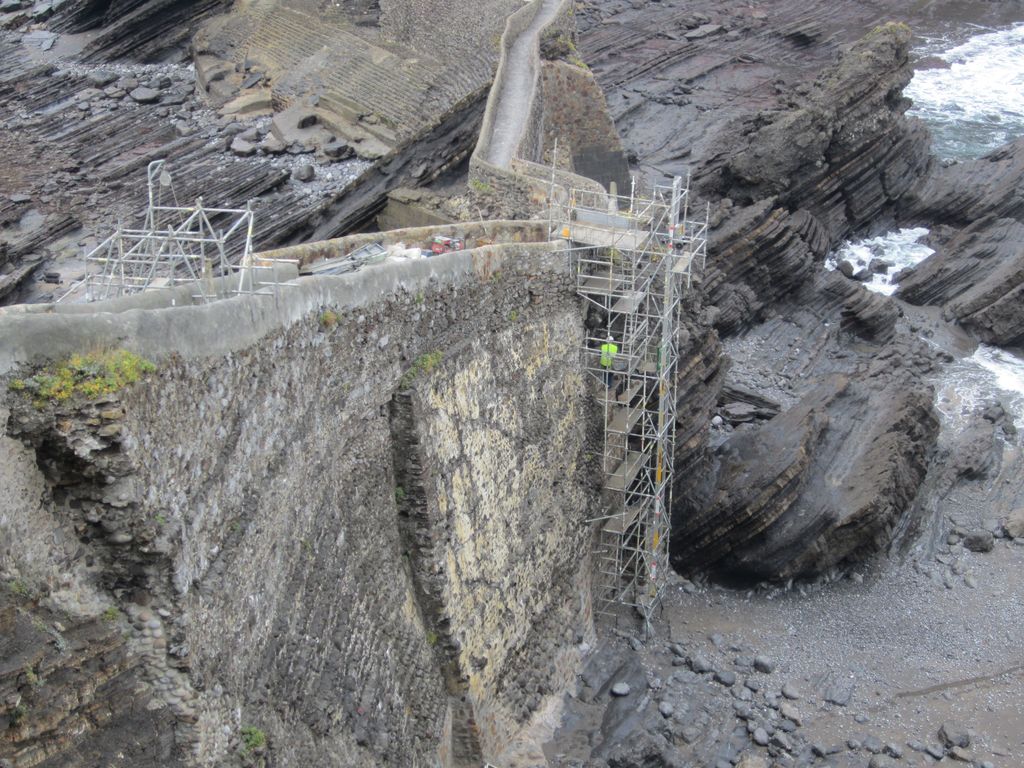 San Juan de Gaztelugatxe. Reparación de accesos