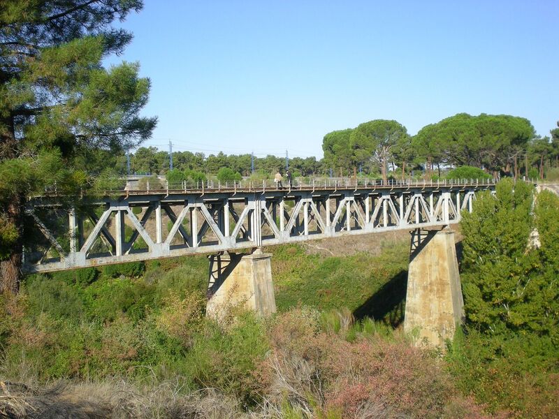 Jesús Casas ha hecho entrega a los Ayuntamientos de Segovia y Hontanares de Eresma del Camino Natural del Eresma 