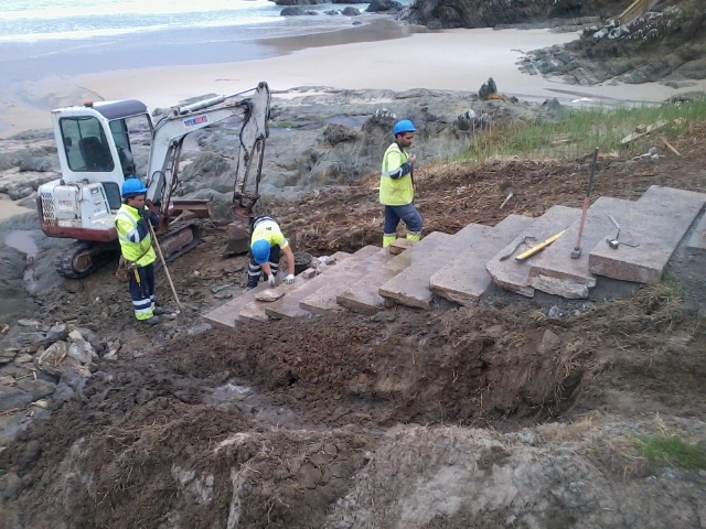 Playa de Baleo. Avería en los accesos