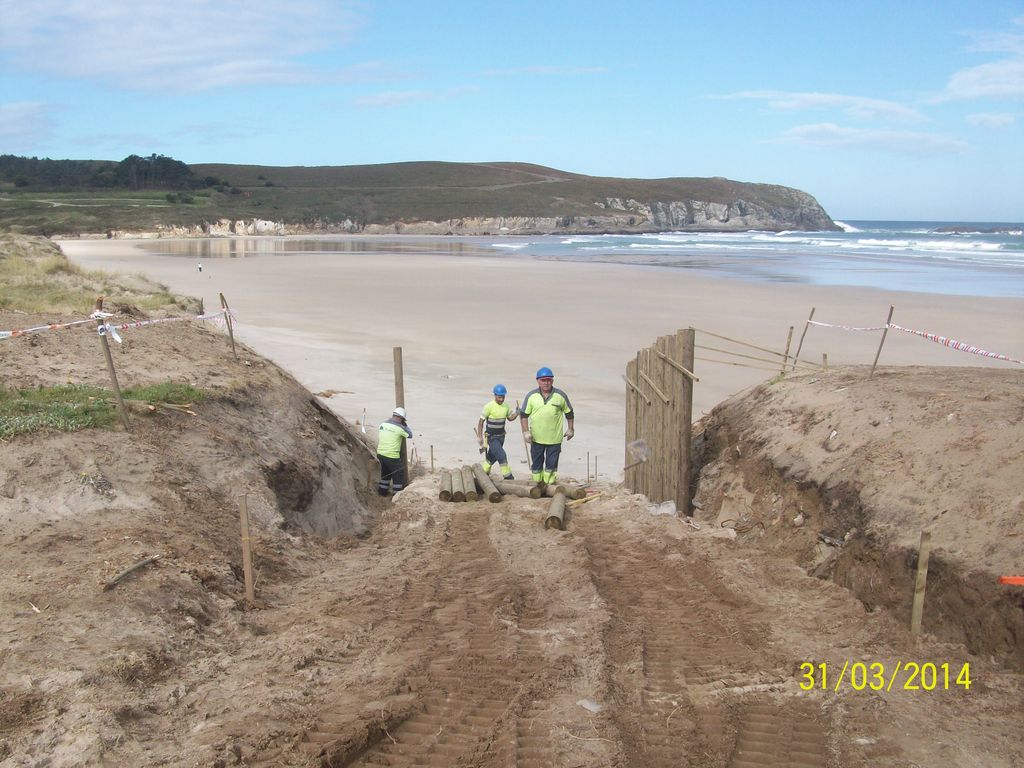 Playa de Pantín. Avería en los accesos