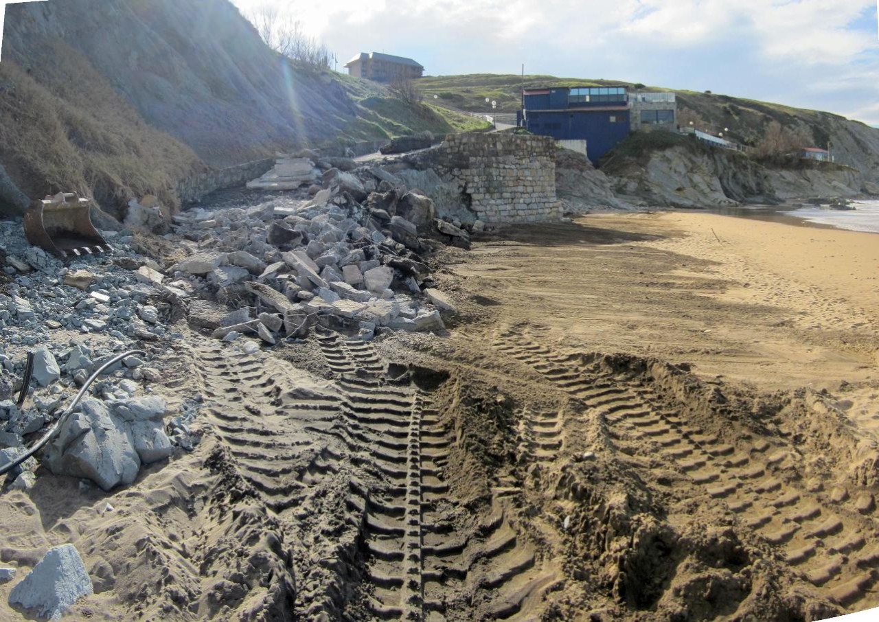 Playa de Arrietara-Atxabiribil. Zona Atxabiribil.