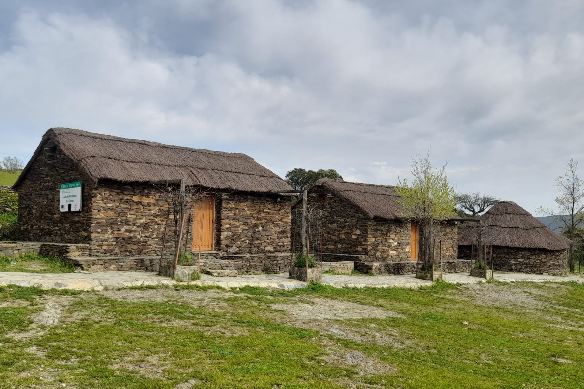 Los Chozos