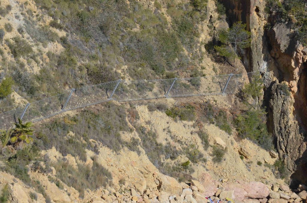 Obra de emergencia por desprendimiento de taludes en la Cala Moraig