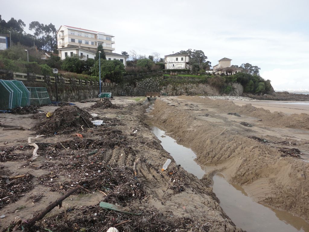 Playa de Bastiagueiro (Avería en los accesos)