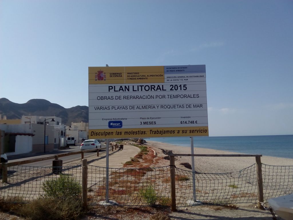Plan Litoral 2015. Daños en la Costa que afectan a playas de Almería y Roquetas de Mar
