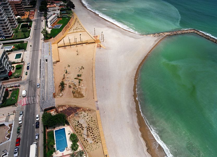 Adecuación y restauración ambiental de la playa dels Terrers