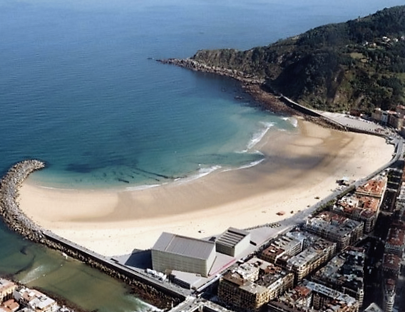 Regeneración de la playa de La Zurriola (años 1993-1995)