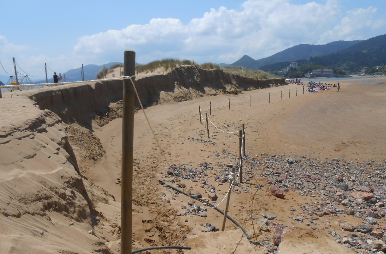 Playa de Laida. Restauración dunar y de accesos